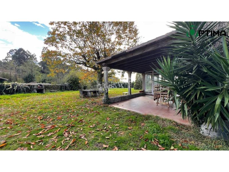 Foto 071cfc1e-e037-4e60-a937-fbf2d93d9786. Chalet se vende encantador chalet independiente en lugar outeiro, Bugallido a solo 10 minutos de santiago en Ames