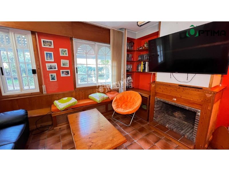 Foto 78d80b3a-3458-4ae5-942a-d266782f00a5. Chalet mit parking in Vedra