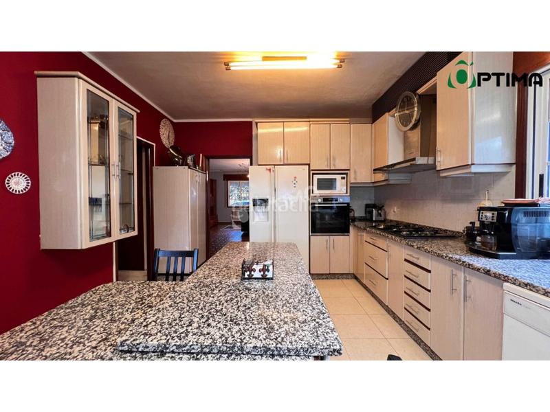 Foto 8a3ffee8-ddf4-4678-b572-99626212ef51. Chalet mit parking in Vedra