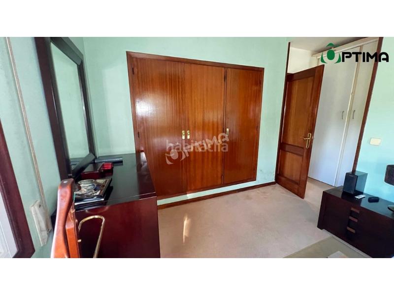 Foto b9986f97-83bc-462f-bf19-f76399d8f12c. Chalet mit parking in Vedra