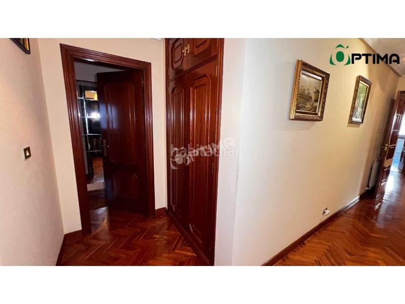Foto 0be498db-36a0-4cc4-849d-bbf87daeb1e6. Appartement avec parking dans Agra del Orzán - Ventorrillo Coruña (A)