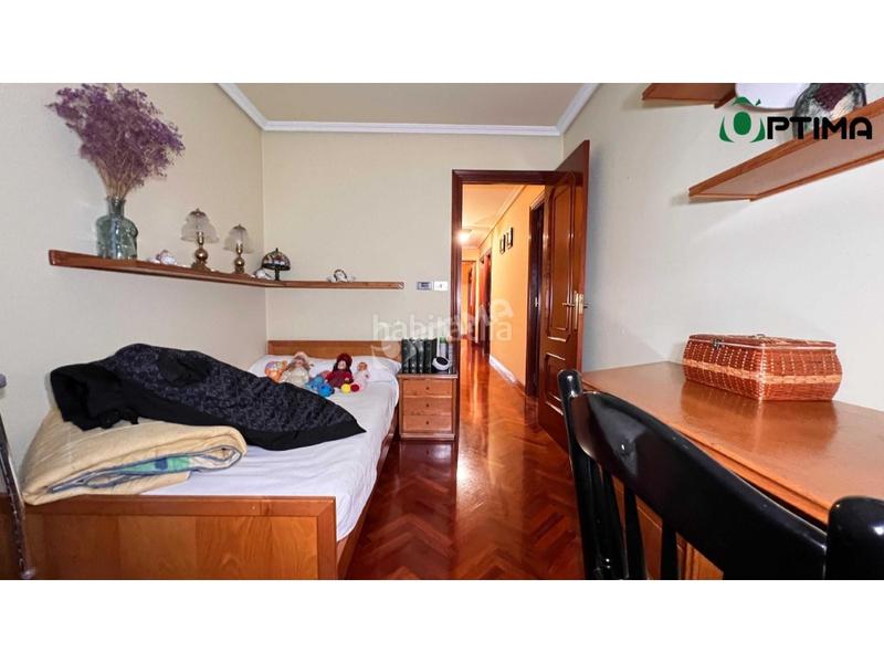 Foto c9b2a016-e2e2-4777-a47d-cb21fb86a1a4. Appartement avec parking dans Agra del Orzán - Ventorrillo Coruña (A)