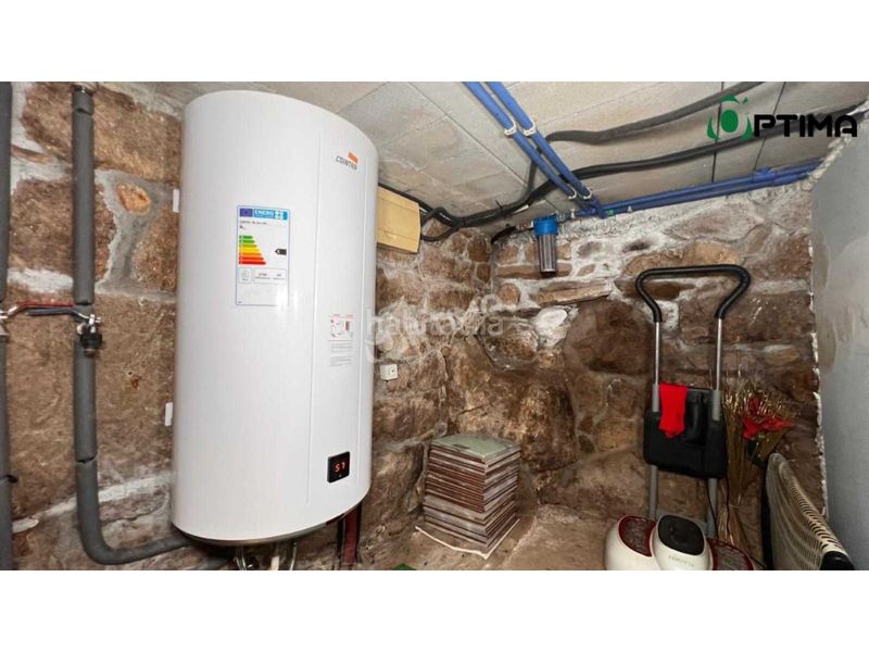 Foto 0178a61f-e0be-4324-ae21-c6e9fae7a99e. Casa amb aparcament a Silleda