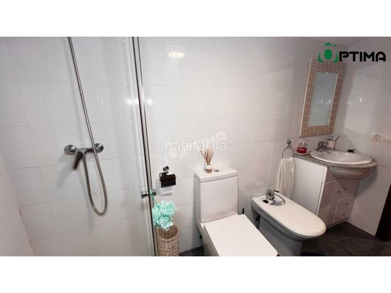 Foto 3b59c134-81b2-4015-91fe-06798cb83e1c. Casa amb aparcament a Silleda