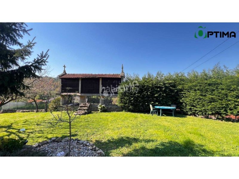 Foto 476e7ea7-43b9-4f1b-adbf-e38ac1d472d9. Casa amb aparcament a Silleda