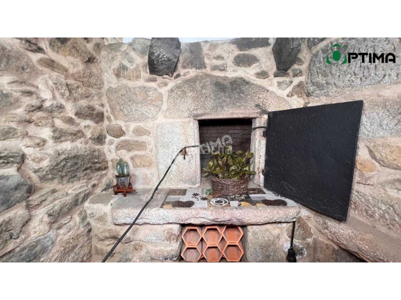 Foto 55cb72d5-10c7-4f35-9a06-1a65e582ee0c. Casa amb aparcament a Silleda