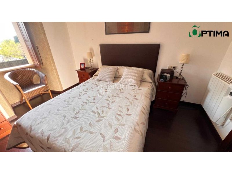 Foto d8eaf432-6887-4883-850c-75b7415e8048. Casa amb aparcament a Silleda