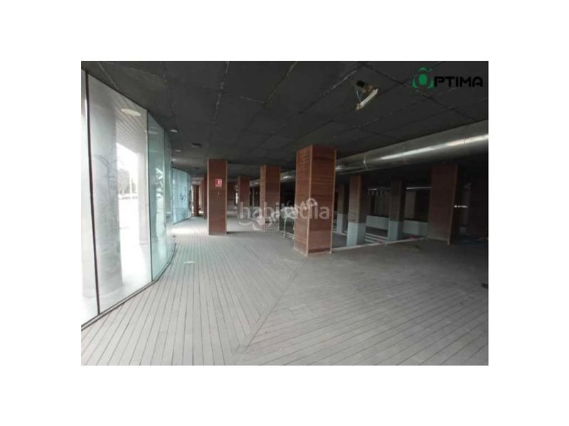Foto 4a2e6670-1b37-4225-b6b3-0c3b8b695870. Local comercial a Catarroja