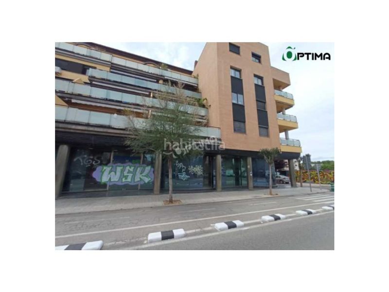 Foto 5eeb1f7c-46fe-491c-8779-c60f83911324. Local comercial a Catarroja