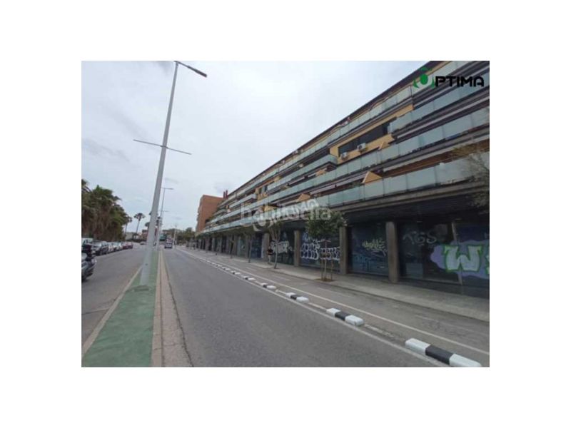 Foto eb0d02bc-b6dc-4379-be32-74fd2beaa8af. Local comercial a Catarroja