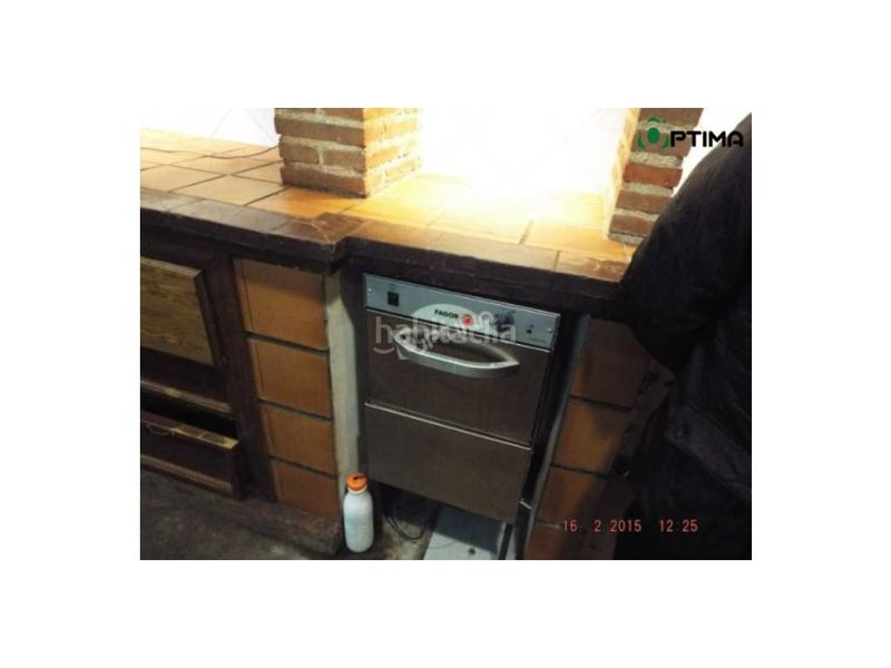 Foto 002ac398-7a7e-44b1-bb31-2d72fdf89b49. Local comercial a Parrillas