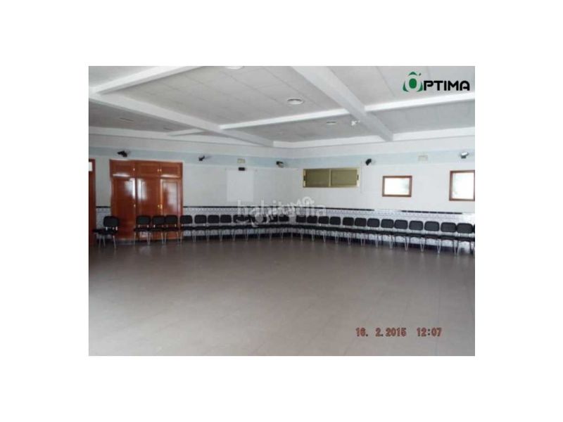 Foto a98e3690-510f-4e09-aa52-84087518ad82. Local comercial a Parrillas