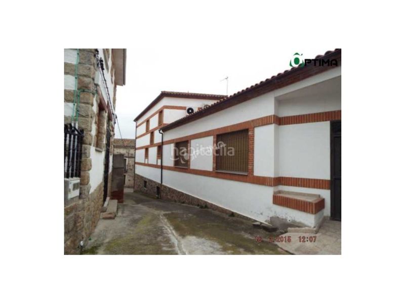 Foto be8d06d2-da8b-4aec-afbf-e126bad5695d. Local comercial a Parrillas
