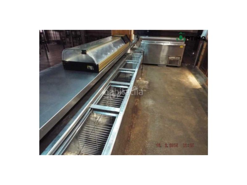 Foto f718ae0d-0dab-43b2-b458-7d2f262c3815. Local comercial a Parrillas
