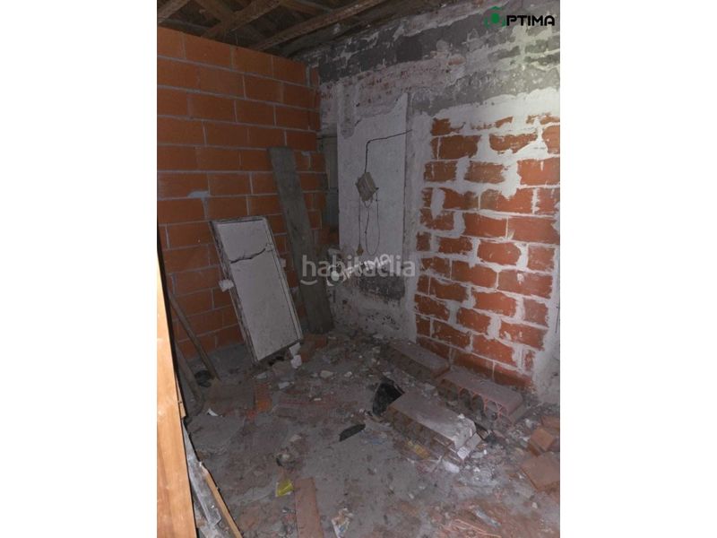 Foto d8642b4f-0e8e-4452-b2c1-a45c5f8f4c98. Casa con parcheggio in Coca