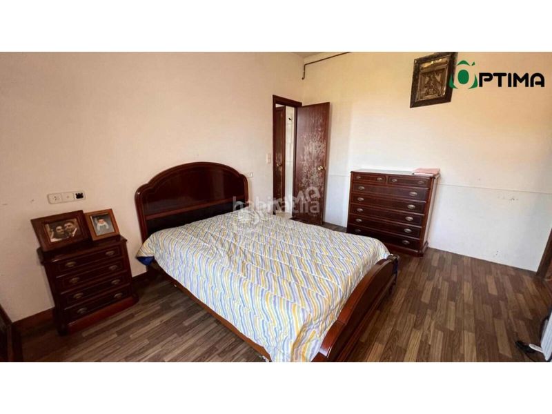 Foto e29e4b65-5480-4006-88e9-904bb1b84c9e. Casa amb aparcament a Boqueixón