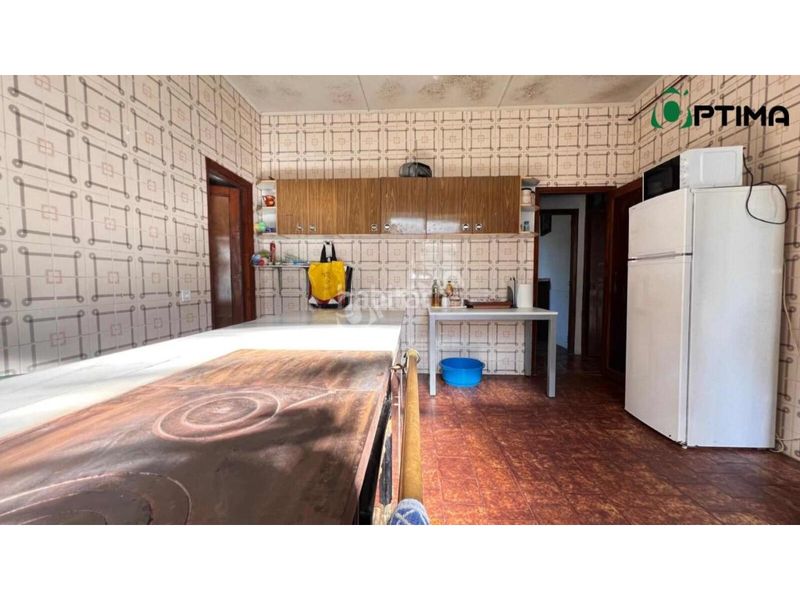 Foto f1da2a8d-9285-408a-b632-f3cace159242. Casa amb aparcament a Boqueixón