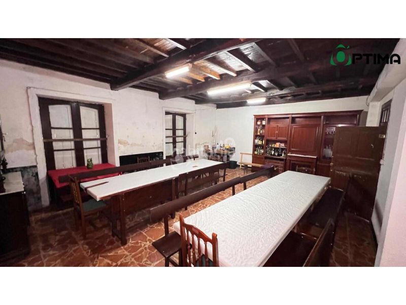 Foto f26b72d7-e103-46e4-83c2-09f68a8b2acf. Casa amb aparcament a Boqueixón