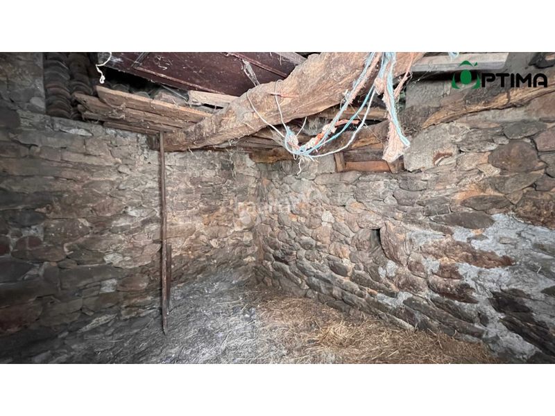 Foto ed0a2c6e-0dbf-4a89-a82d-cbe589e2b195. Casa amb aparcament a Estrada (A)