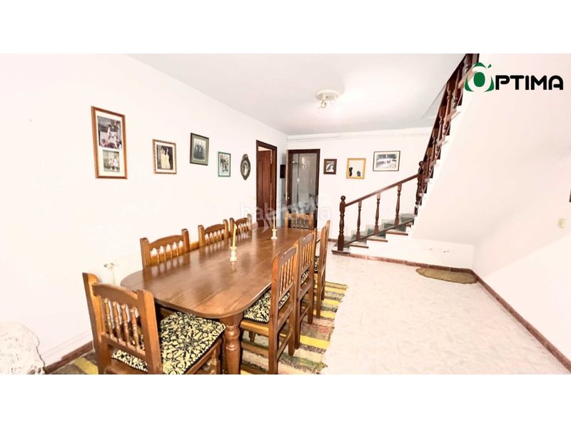 Foto 0282ff78-136e-46ff-b697-4f4237370af9. Casa amb aparcament a Vedra