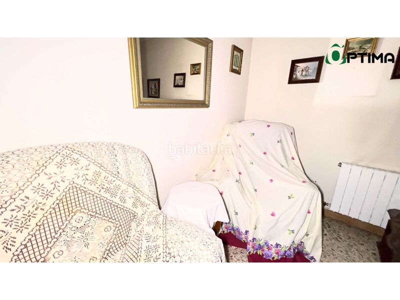 Foto 3bb49783-9d4b-4be8-94bb-dcbf7133b418. Casa amb aparcament a Vedra