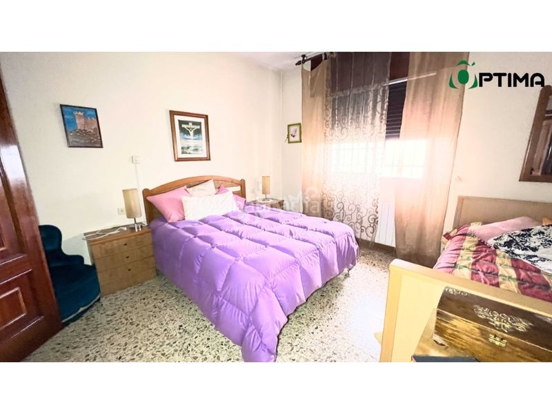 Foto 4204ab8d-d95a-4a48-acf8-690255497dd0. Casa amb aparcament a Vedra