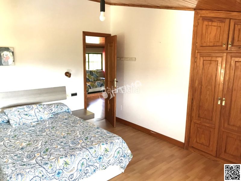 Foto 483676db-2113-4d85-bb7e-04b9708985b8. Casa amb aparcament piscina a Bugallido Ames