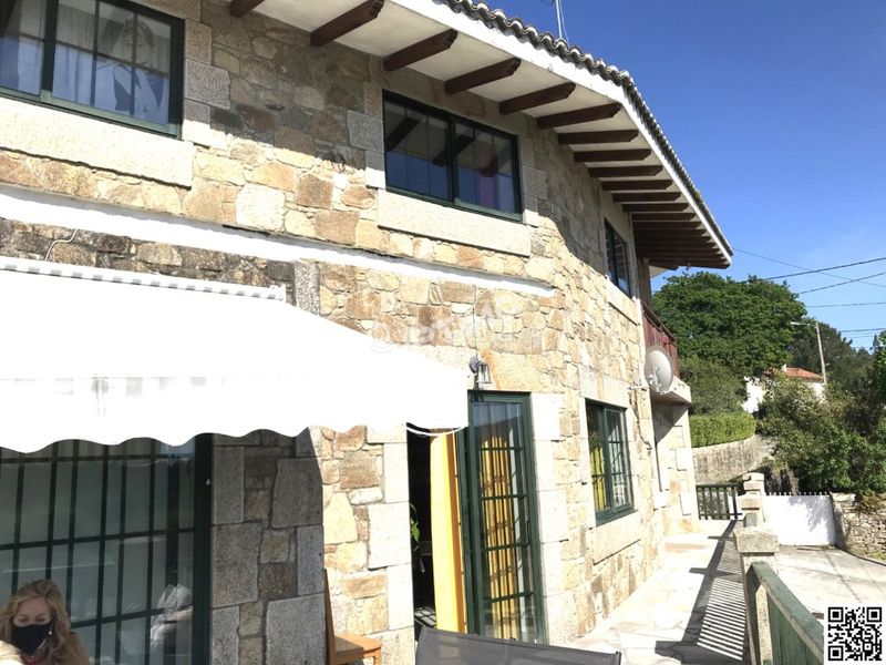 Foto ba75107d-7334-47ca-a6bf-87f81550518e. Casa amb aparcament piscina a Bugallido Ames