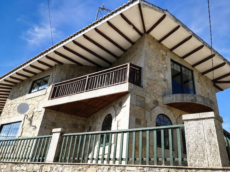 Foto e79e2582-b6c0-45db-a682-3a3046895851. Casa amb aparcament piscina a Bugallido Ames