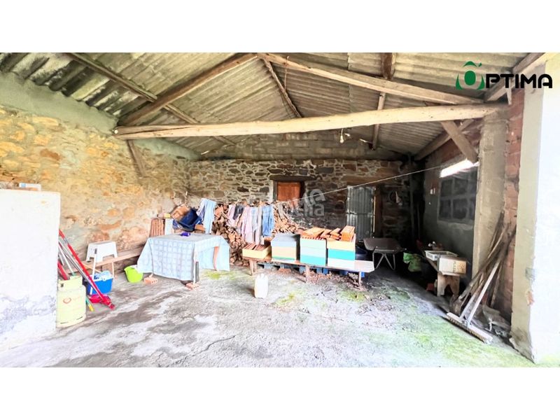 Foto 5af84a8a-1501-4420-b7c0-594fadc70aaf. Casa amb aparcament a Lalín