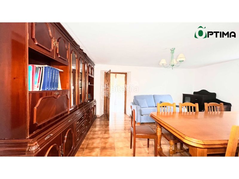 Foto d9bae896-d3bd-4150-a68c-7cb7eb71ffc6. Casa amb aparcament a Lalín