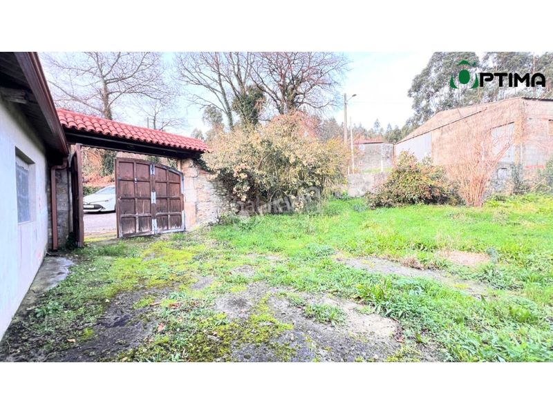 Foto e669fe30-d648-47bf-bdcd-6538fd504dff. Casa amb aparcament a Lalín