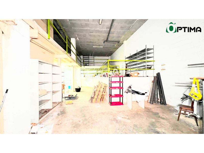 Foto 414e4b08-3de7-4baa-ac7e-dba1bcb6749b. Alquiler local comercial local nave de 3 plantas para alquiler en casco urbano de el ayuntamiento de la estrada en Estrada (A)
