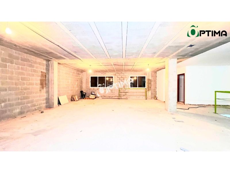Foto 2a259339-a627-4027-b897-f3933b017a0b. Rent business premise in Estrada (A)