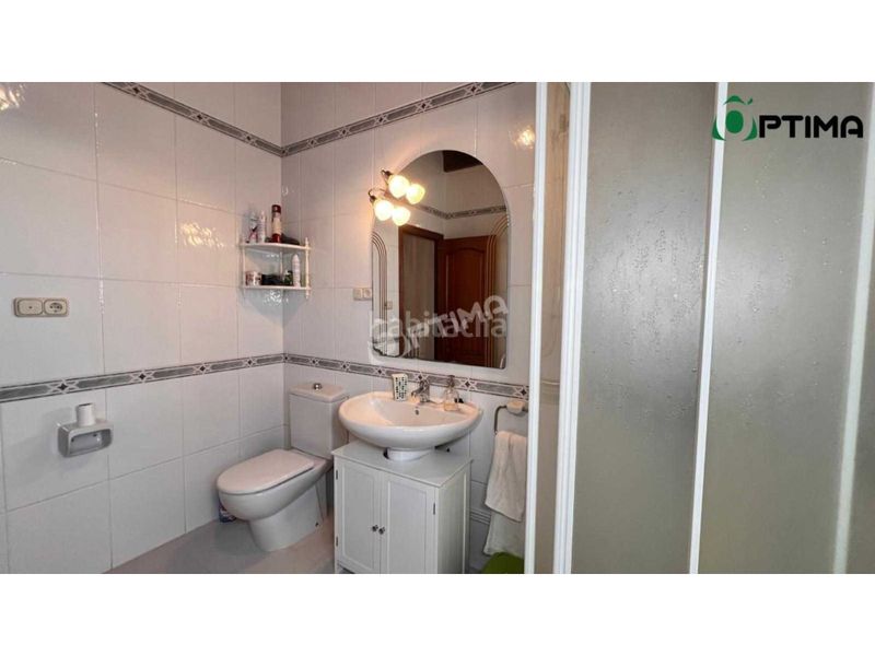 Foto a0c737ba-22fb-4c65-b300-e55c95f03fac. Casa a Vedra