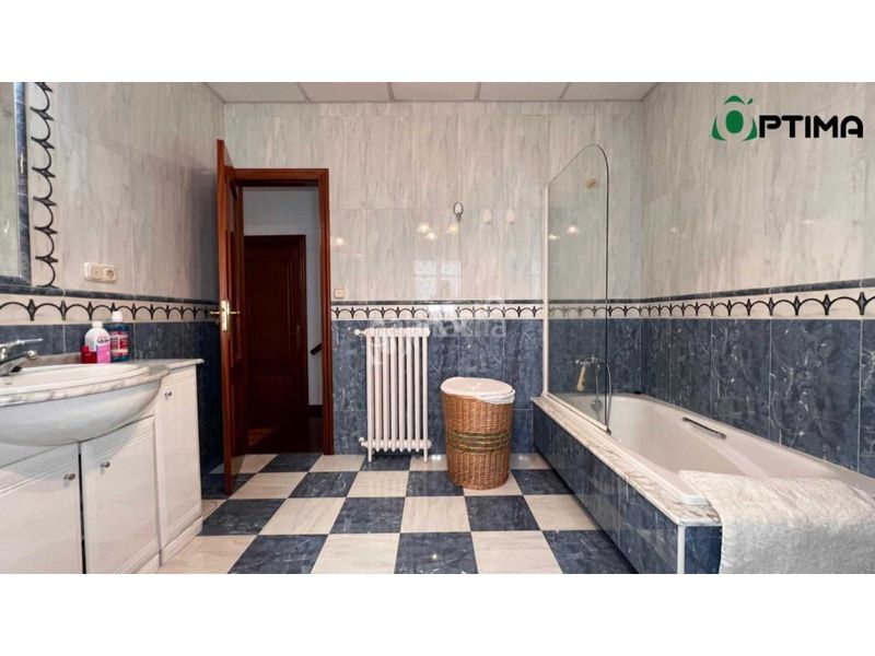 Foto f5bbc7a4-d278-44d2-b7c0-7c1e11906aec. Casa a Vedra