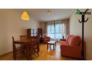 Miete Etagenwohnung in El Barral Ferial. Para 1 persona luminoso apartamento con garaje, trastero y vista