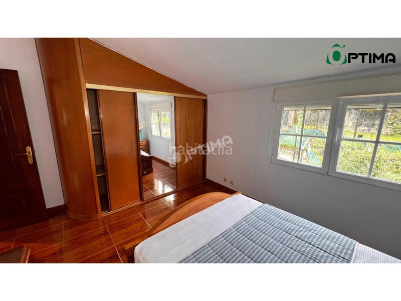 Foto b1466de2-e949-4ace-8f66-ac0ea851fcaa. Àtic a Muros