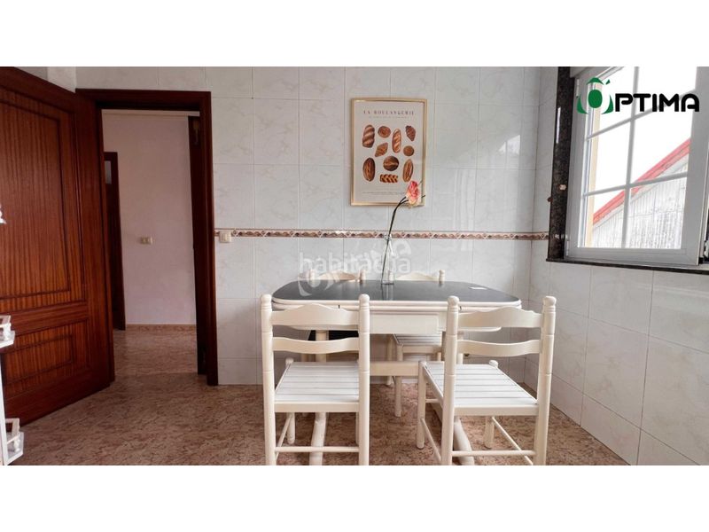 Foto ec90aece-d537-447d-8e44-55baaa5fdb2a. Àtic a Muros