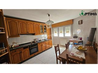 Haus in Oza dos Ríos. Casa en venta a 20 minutos de la ciudad de la coruña en ayuntami