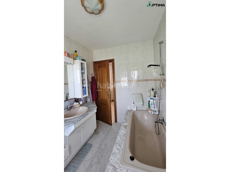 Foto c17e62c0-c90e-41ea-b185-e3ba839b605b. Casa amb aparcament a Oza dos Ríos