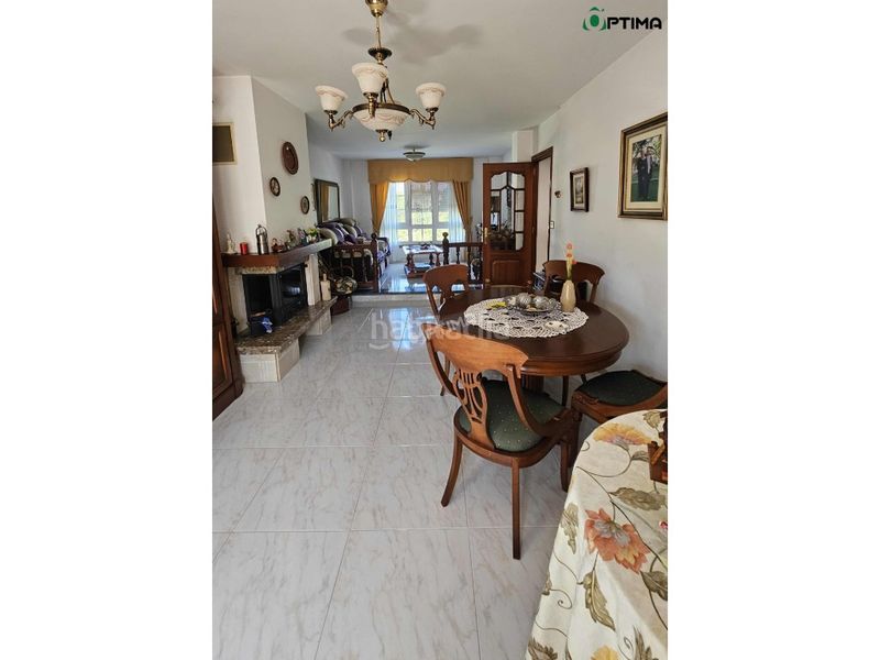 Foto d32bf575-08c4-415e-aa30-b30f20443787. Casa amb aparcament a Oza dos Ríos