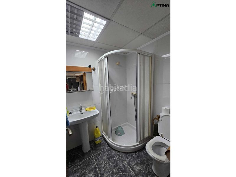 Foto 4c292ddb-2c5f-4f37-8910-4b8e6c37ade2. Casa amb aparcament a Oza dos Ríos