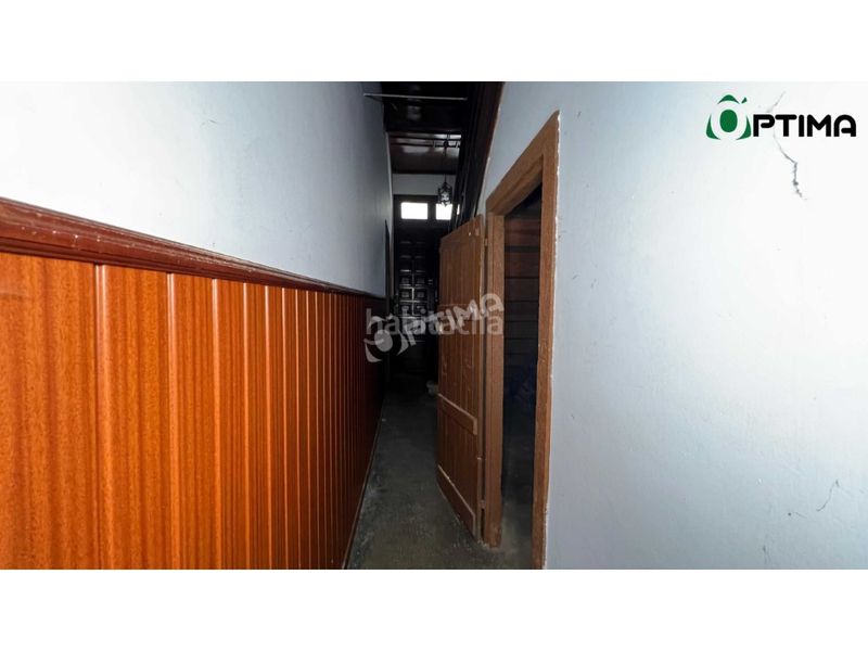 Foto e015e162-b9b1-4aac-99ab-194a5fb325b1. Casa amb aparcament a Estrada (A)