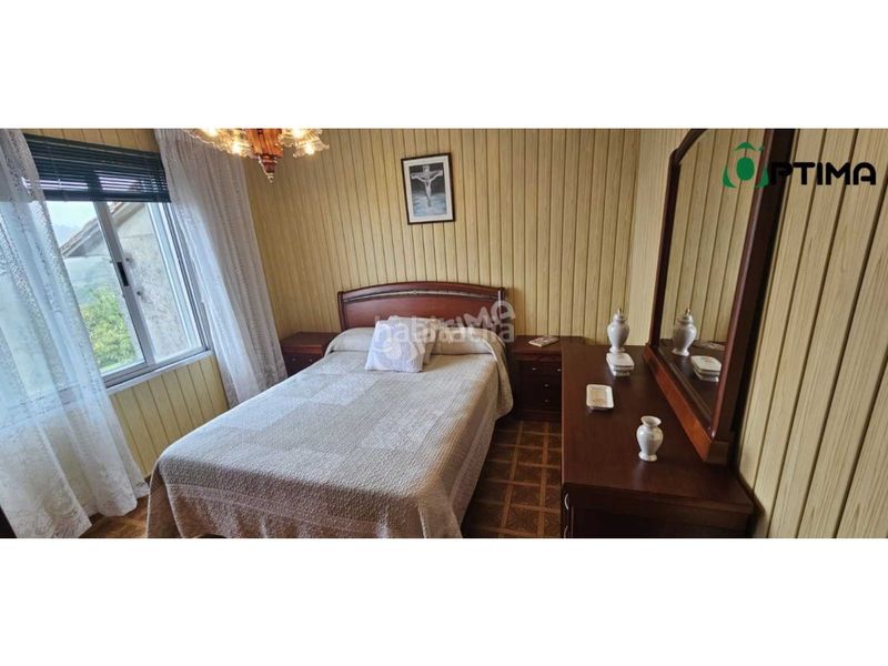 Foto df10ba4b-4a3c-46f0-81cb-194b326f9642. Casa amb aparcament a Cabanas