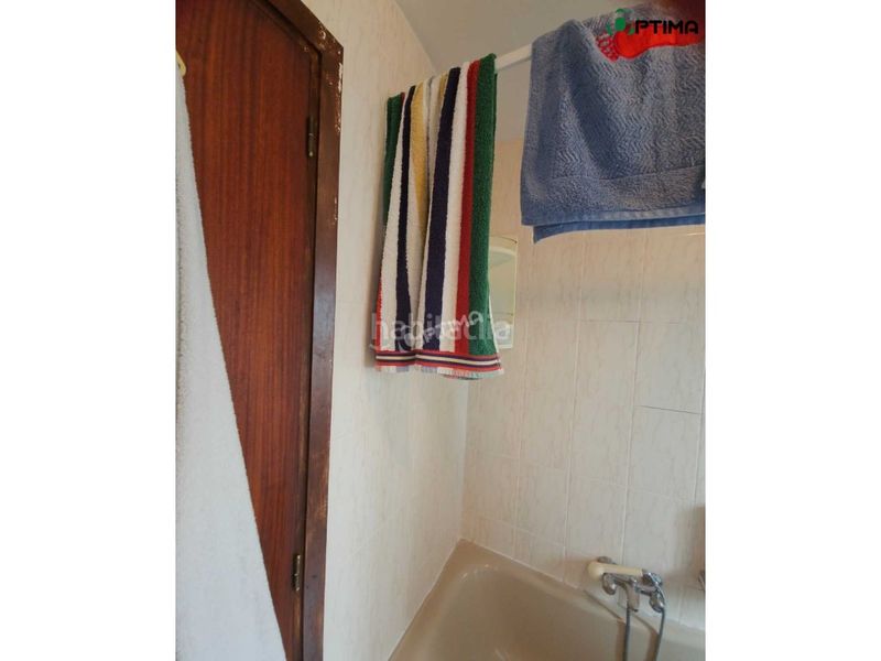 Foto edc00211-5a31-424c-8f0b-6dfeb6357370. Casa amb aparcament a Cabanas