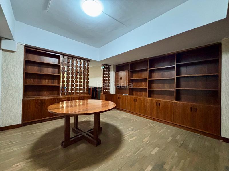 Foto fabeaa21-5bb9-4531-975b-e7081fbede2c. Miete büro in carrer d'entença 30 in Sant Antoni Barcelona