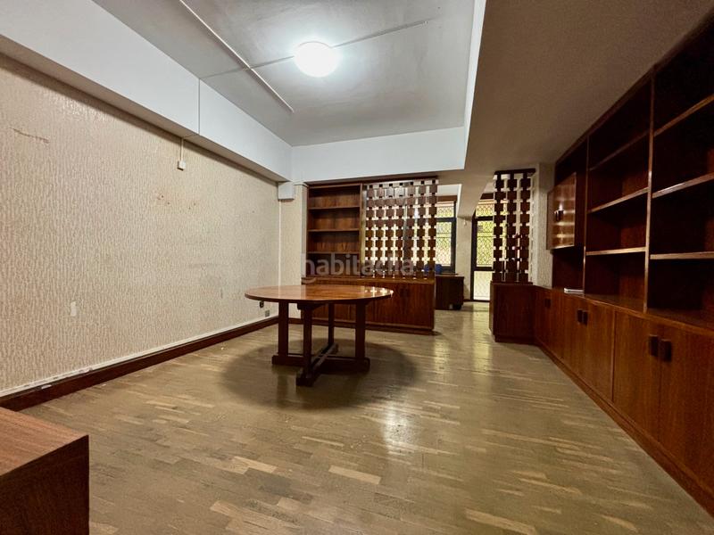 Foto 039016db-fcac-4816-8a1d-18cfa4a989f9. Alquiler oficina en carrer d'entença 30 en Sant Antoni Barcelona