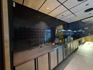 Umzug Geschäftsraum in Sagrada Família. Traspaso take away totalmente equipado