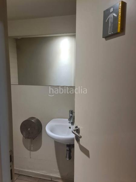 Foto 3741d1f2-9b5b-4b71-83dd-a51b5b00d74a. Traspàs local comercial amb calefacció a Sant Gervasi - Bonanova Barcelona
